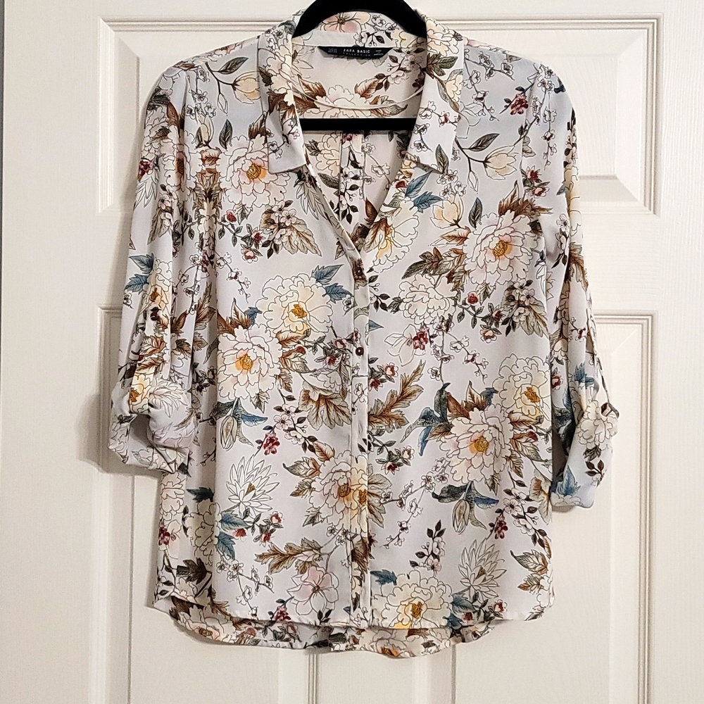 ZARA/Zara Basic Collection Floral Blouse/Size XS